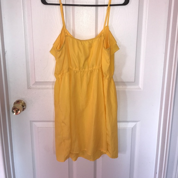 Pretty Summer Dress - Picture 2 of 3